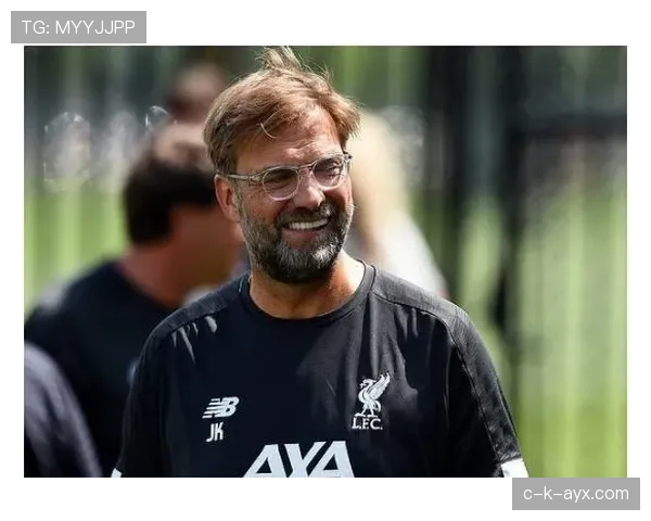 匈牙利队主帅罗西展望新赛季：聚焦提升战斗力与表现稳定性